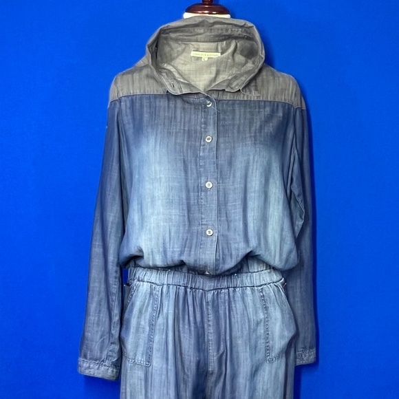 💙|•STANDARDS & PRACTICES•| Lightweight Denim Wide Leg Jumpsuit Size Large - Picture 3 of 14